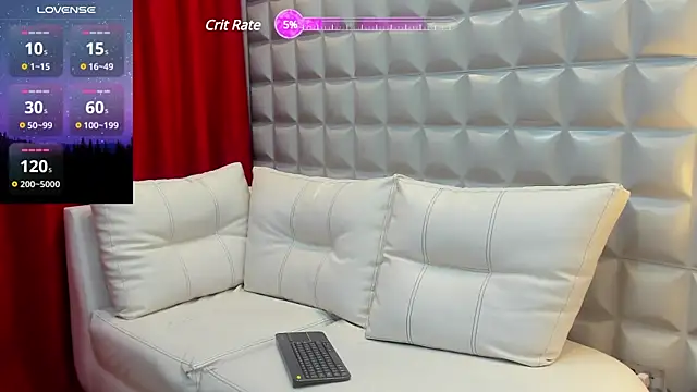 valentinasu1 online show from December 28, 1:28 pm