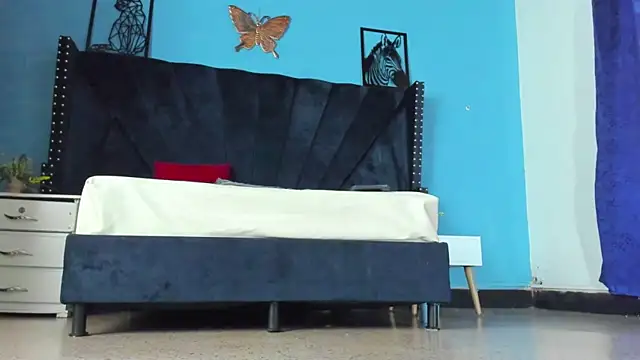 MAISE HILL1 online show from February 13, 12:43 pm