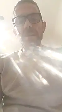 jonyfree1978 online show from January 12, 1:21 am