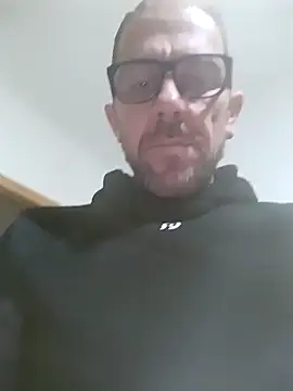 jonyfree1978 online show from January 18, 10:49 pm