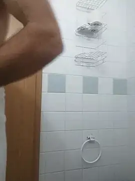 jonyfree1978 online show from February 14, 11:31 pm