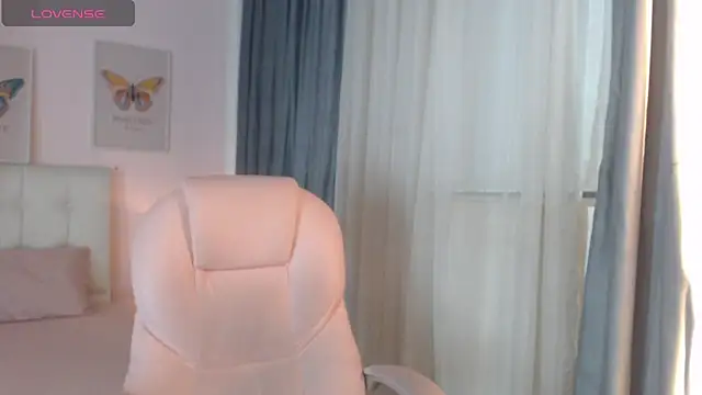 liss black online show from March 8, 3:56 pm