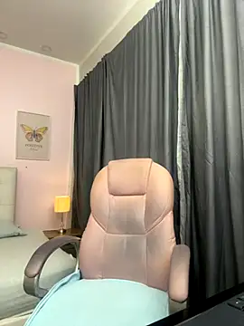 liss black online show from September 26, 3:54 am