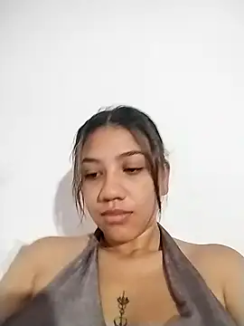 Snapshot of nina_carther chatting on February 3, 9:52 am nina carther online show from February 3, 9:52 am