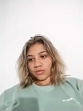 Snapshot of nina_carther chatting on February 9, 9:58 am nina carther online show from February 9, 9:58 am