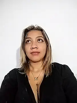 Snapshot of nina_carther chatting on February 20, 11:43 pm nina carther online show from February 20, 11:43 pm