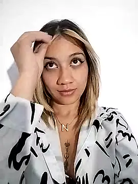 Snapshot of nina_carther chatting on March 8, 11:07 pm nina carther online show from March 8, 11:07 pm