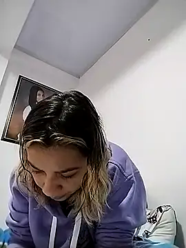 Snapshot of nina_carther chatting on March 20, 12:08 am nina carther online show from March 20, 12:08 am