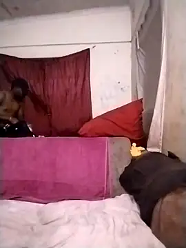 Snapshot of Polygamist chatting on September 12, 8:42 pm Polygamist online show from September 12, 8:42 pm