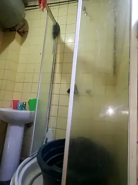 Snapshot of Polygamist chatting on October 30, 5:31 am Polygamist online show from October 30, 5:31 am