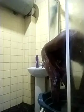 Snapshot of Polygamist chatting on November 21, 5:39 am Polygamist online show from November 21, 5:39 am