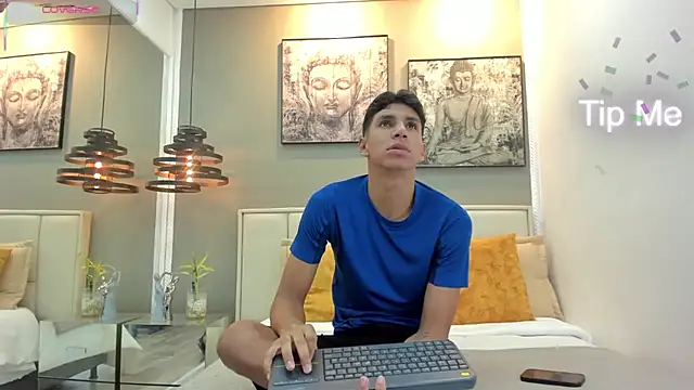 kieran derek online show from November 22, 3:16 am