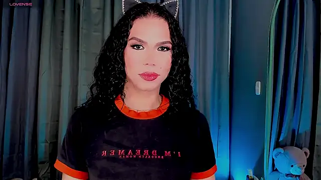 Snapshot of gatitavenecis chatting on December 28, 7:22 am gatitavenecis online show from December 28, 7:22 am