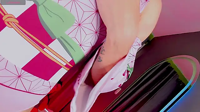 Snapshot of gatitavenecis chatting on December 29, 4:40 pm gatitavenecis online show from December 29, 4:40 pm