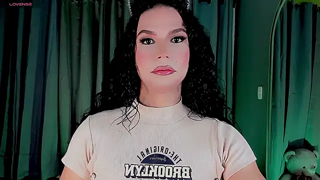 Snapshot of gatitavenecis chatting on December 31, 7:31 am gatitavenecis online show from December 31, 7:31 am