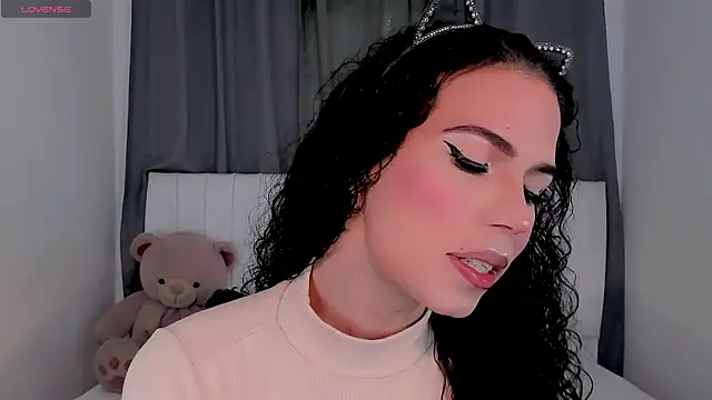 Snapshot of gatitavenecis chatting on September 15, 12:05 pm gatitavenecis online show from September 15, 12:05 pm