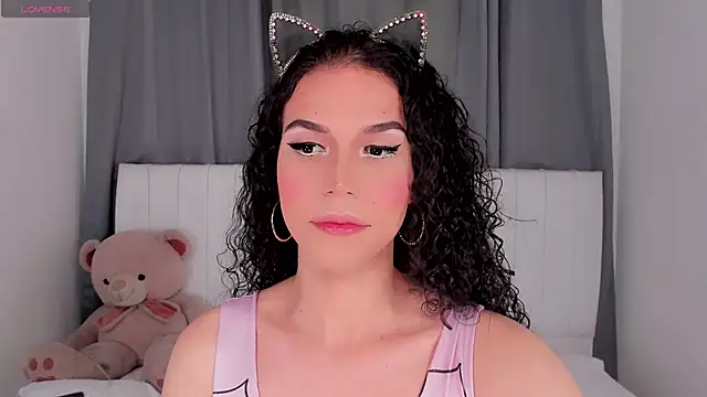 Snapshot of gatitavenecis chatting on September 29, 3:28 pm gatitavenecis online show from September 29, 3:28 pm