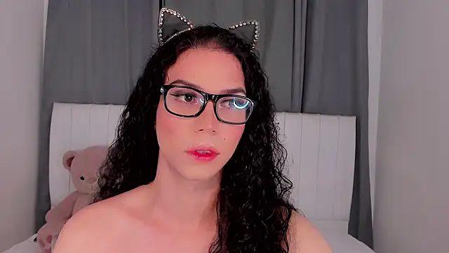 Snapshot of gatitavenecis chatting on October 24, 11:34 pm gatitavenecis online show from October 24, 11:34 pm