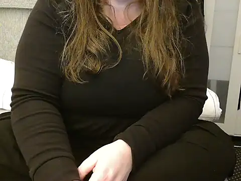 MarthaBriest online show from February 12, 7:23 am