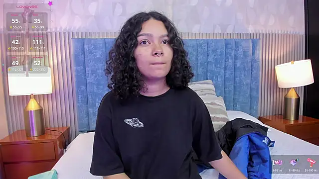 pretty sunlight  online show from November 21, 1:37 am