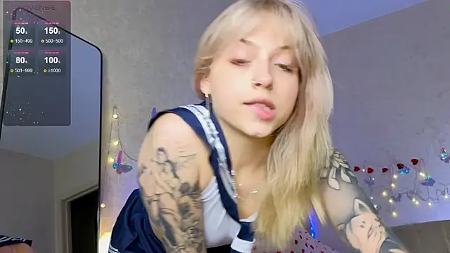 lavenderluxe online show from March 12, 6:22 pm