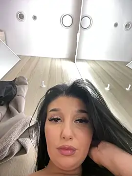 Tisha Busty online show from January 18, 4:42 pm