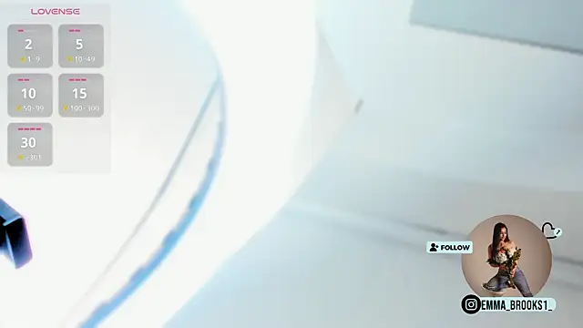 emma brooks1 online show from February 13, 10:54 pm