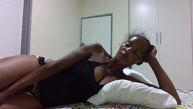 sweets 80 online show from October 22, 8:19 pm