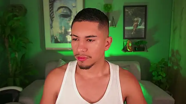 Aaronfox x online show from March 11, 10:29 am