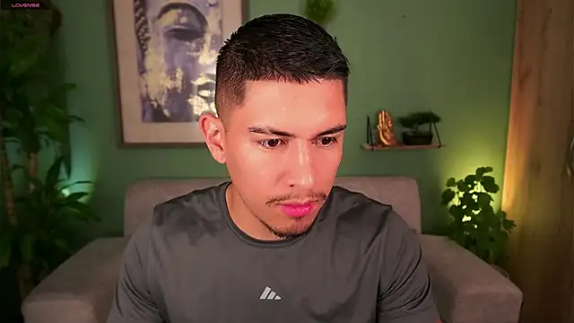 Aaronfox x online show from March 18, 9:31 am