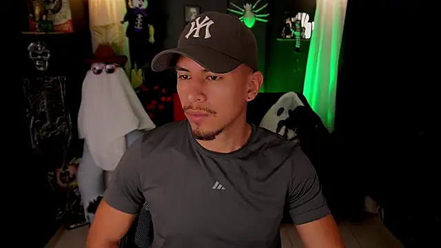 Aaronfox x online show from October 24, 1:35 am