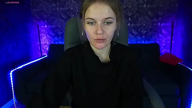 MaribelRiverr  online show from January 14, 7:06 am