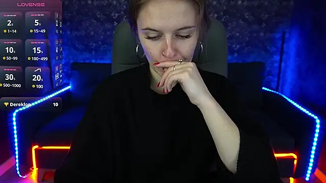 MaribelRiverr  online show from January 27, 9:55 am