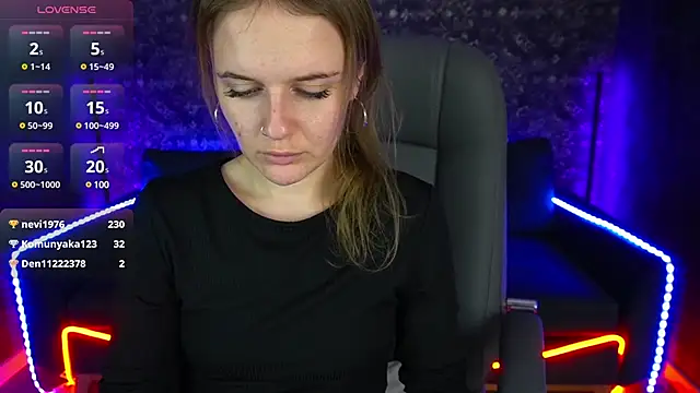 MaribelRiverr  online show from January 28, 9:30 am