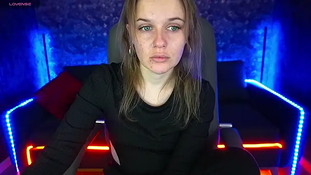 MaribelRiverr  online show from February 6, 6:18 am