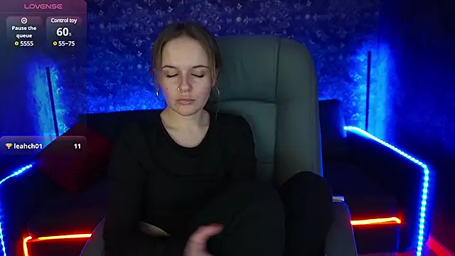 MaribelRiverr  online show from February 6, 9:22 am