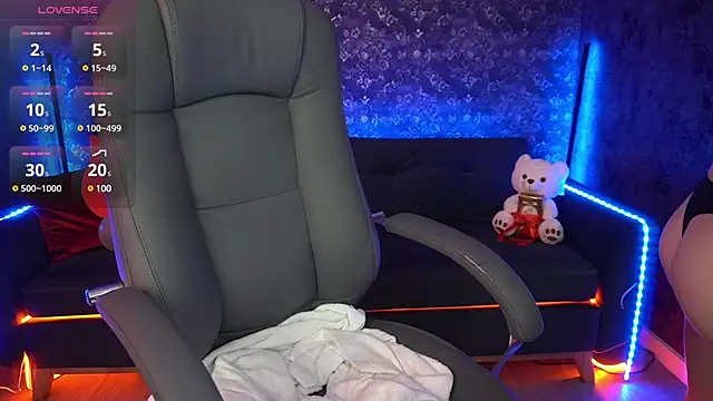 MaribelRiverr  online show from February 11, 9:53 am