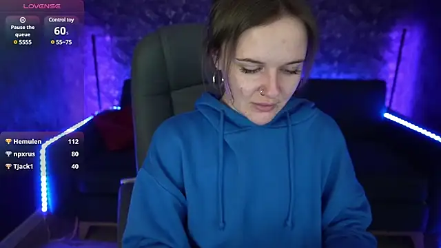 MaribelRiverr  online show from February 22, 10:40 am