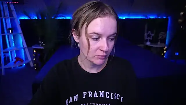 MaribelRiverr  online show from September 18, 5:53 am