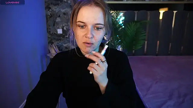 MaribelRiverr  online show from November 4, 6:34 am