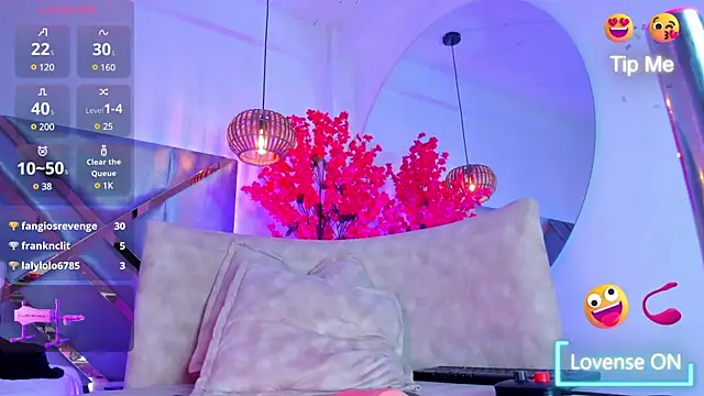 KimVelezz online show from January 25, 11:11 pm