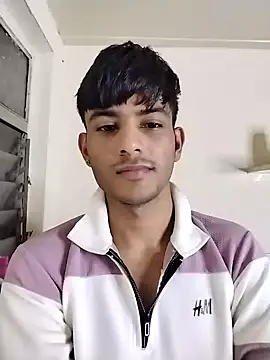 kingkartik7 online show from February 6, 10:32 pm