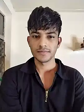 kingkartik7 online show from February 9, 3:45 pm