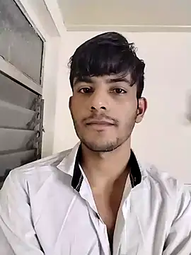 kingkartik7 online show from February 24, 6:47 pm