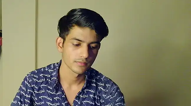 kingkartik7 online show from March 12, 4:35 pm