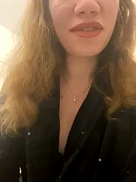 Snapshot of EvaRush chatting on December 6, 7:56 pm EvaRush online show from December 6, 7:56 pm