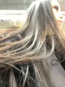 Chloe  Moon online show from December 12, 1:49 pm