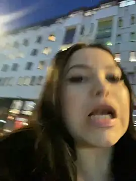 Chloe  Moon online show from January 17, 2:28 pm