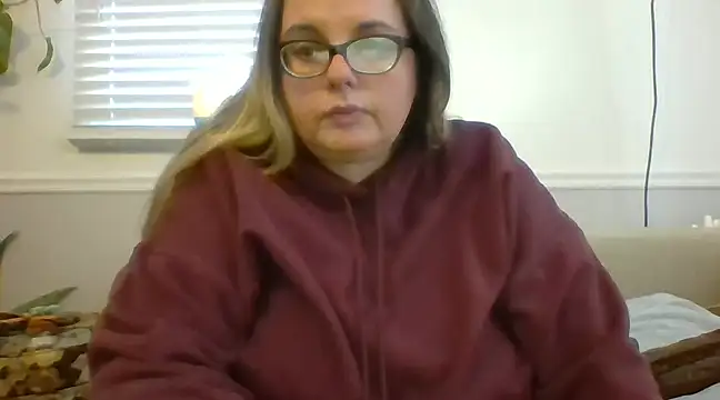 LauLauPAWG online show from January 15, 9:09 pm