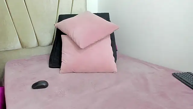 Dalia 20 online show from February 28, 2:53 am